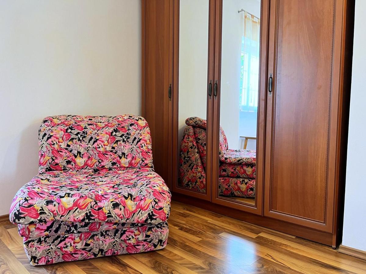 Miramar Apartments Банёл Экстерьер фото
