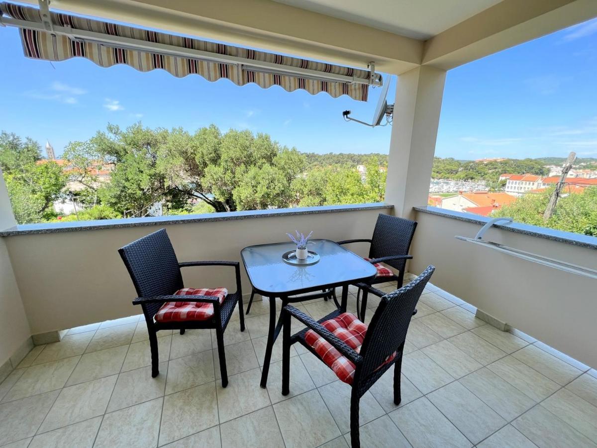 Miramar Apartments Банёл Экстерьер фото