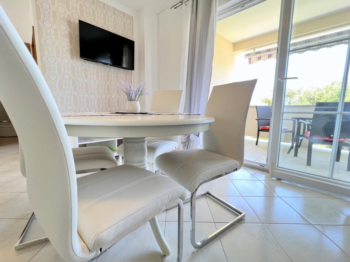 Miramar Apartments Банёл Экстерьер фото